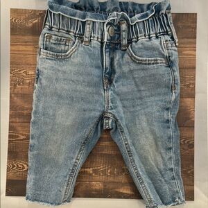 GAP Blue Distressed Jeans with Vintage Appeal